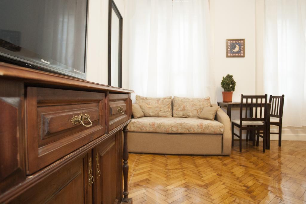 Ariel Studio Close To St. Stephen Basilica Boedapest Buitenkant foto